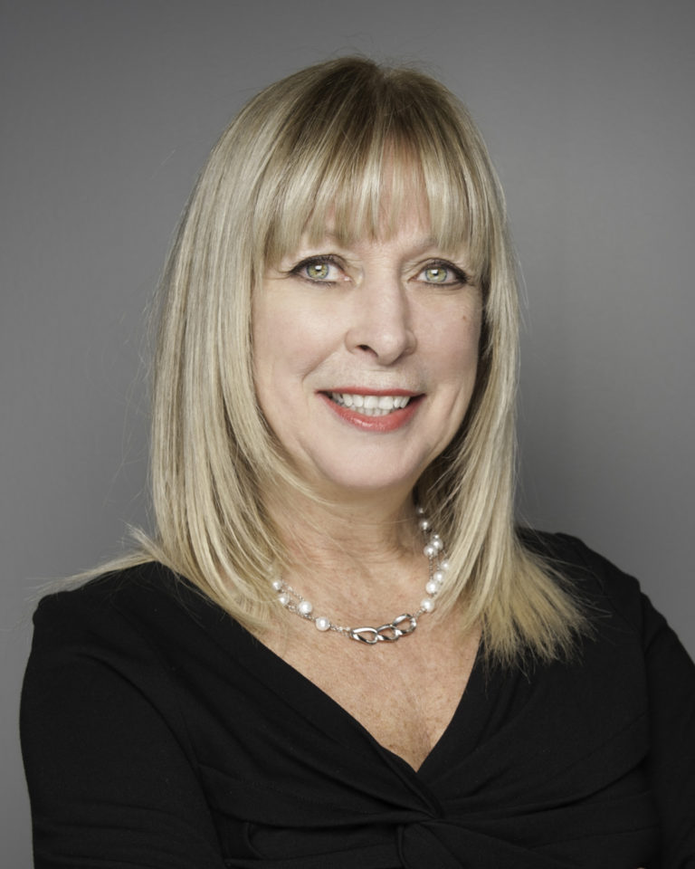 Gloria Sales Representative Royal LePage Terrequity Realty